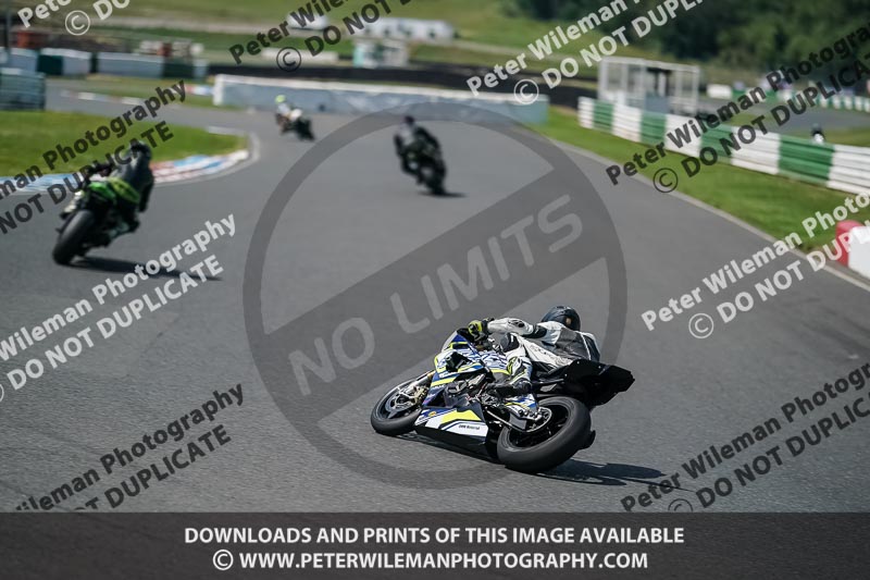 enduro digital images;event digital images;eventdigitalimages;mallory park;mallory park photographs;mallory park trackday;mallory park trackday photographs;no limits trackdays;peter wileman photography;racing digital images;trackday digital images;trackday photos